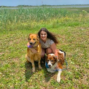 Meet your Posher, Anabella